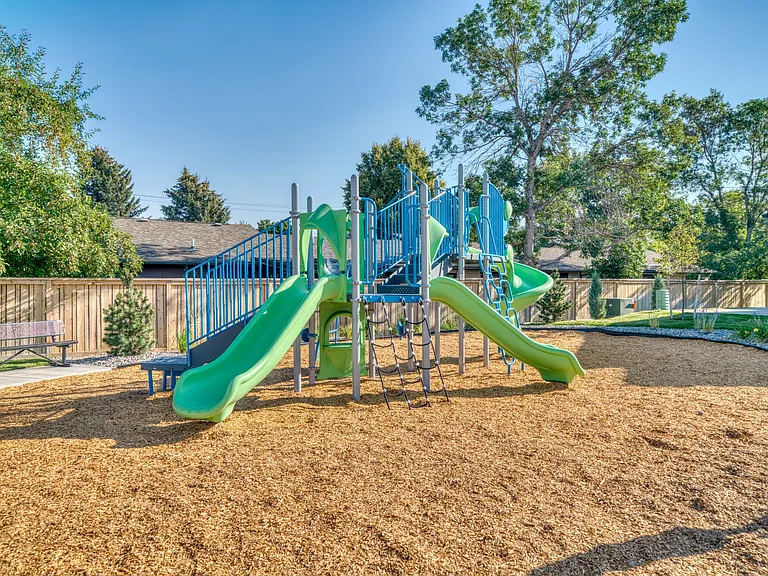 Westlake Heights — Photo 9