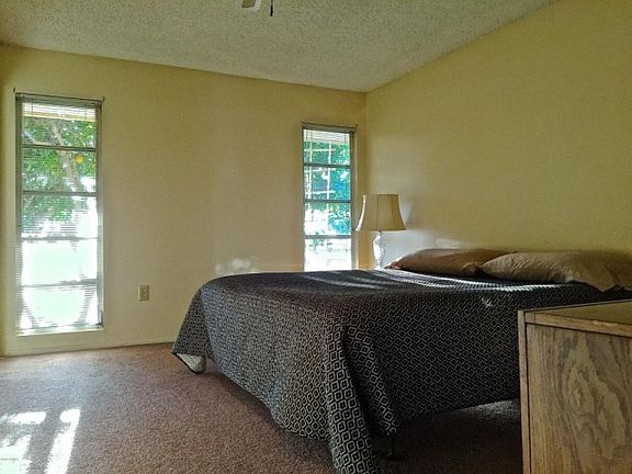 5th image of 15214 N Bolivar Dr