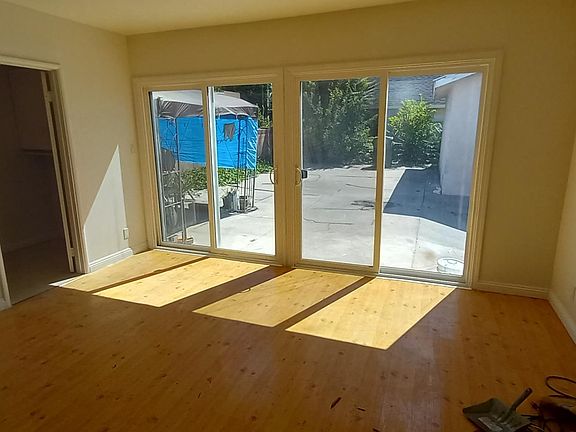 2nd image of 806 S Chapel Ave