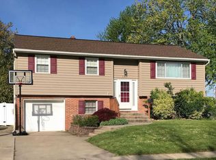 141 Cambridge Ave, Marlton, NJ 08053