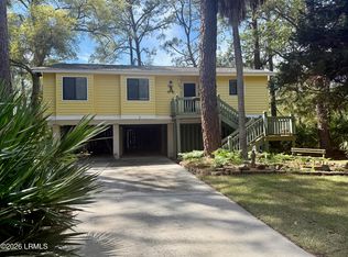 7 Ocean Marsh Ct, Saint Helena Island, SC 29920