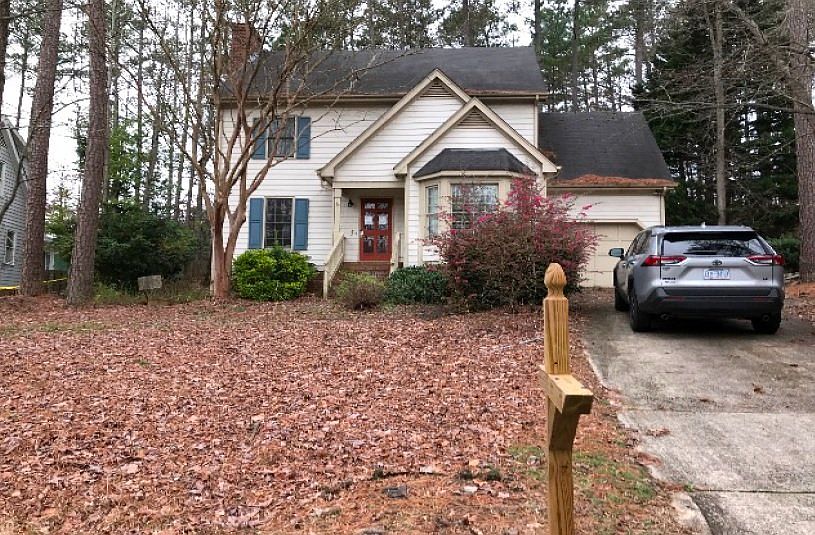 1st image of 107 Parkcanyon Ln