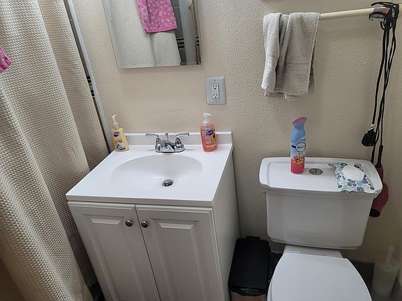 4th image of 8509 Marquette Ave NE