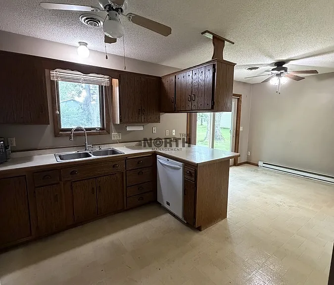 1210 Bridgeport Ln NW — Photo 57