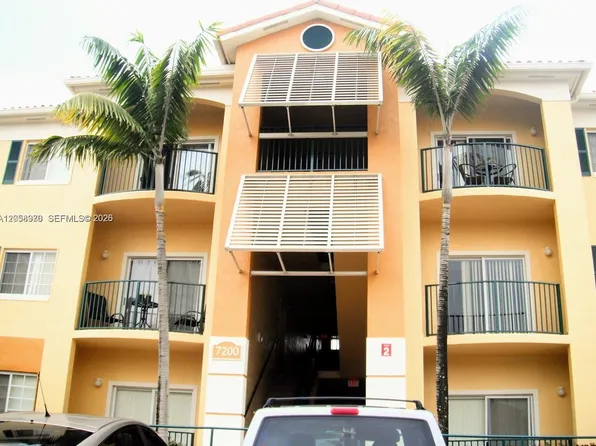 7200 NW 114th Ave APT 307, Doral, FL 33178