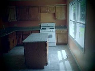 2nd image of 227 Lincolnshire Ln