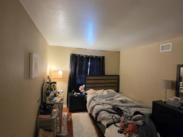 (undisclosed Address), Orange, CA 92865