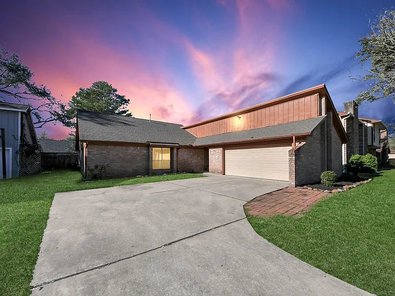 15603 Stoney Fork Dr — Photo 1