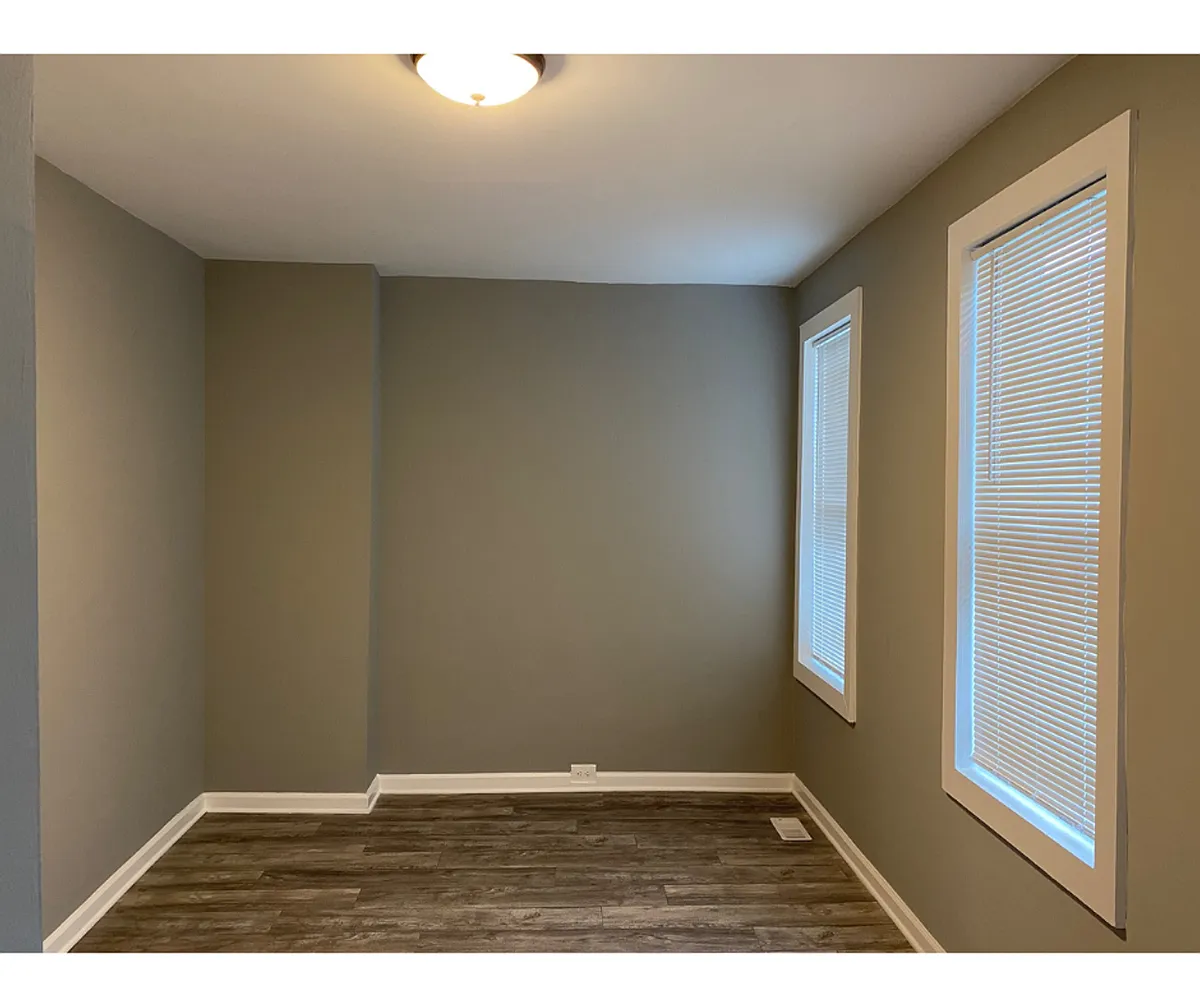 Photo 2 of 20 - 2922 Grantley Ave #2-550-2 - Baltimore, MD Building Photo - 2922 Grantley Ave #2-550-2