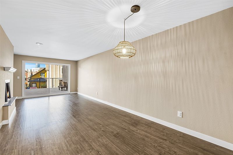4th image of 701 17th Avenue #105