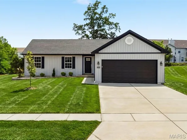 18816 Addi Dr, Warrenton, MO 63383