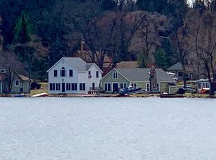 8441 Thurston Rd, Pinckney, MI 48169