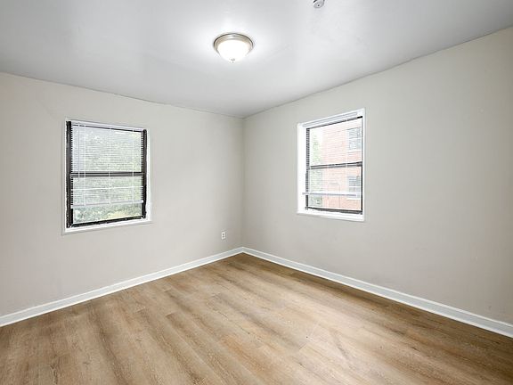 2nd image of 1625-1633 Morris Rd SE #3