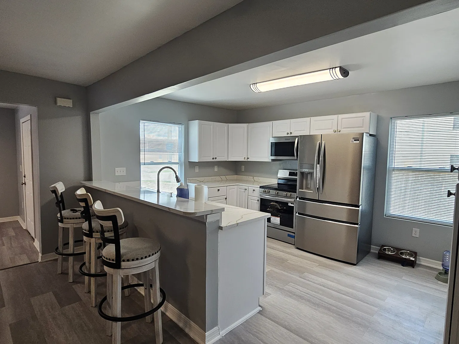3 bed, 1600 sqft, $2,000 — Photo 1