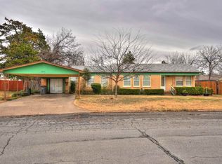2111 NW Dearborn Ave, Lawton, OK 73507