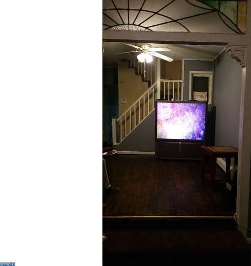 2nd image of 681 Lamberton St
