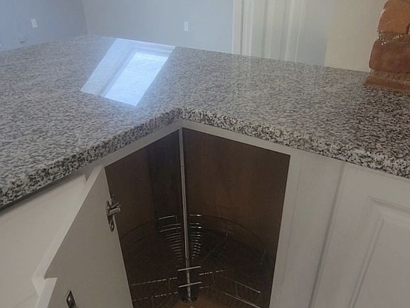 4th image of 4010 Palos St APT 5