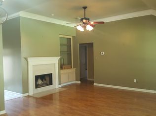 111 Savignon Cir, Broussard, LA 70518