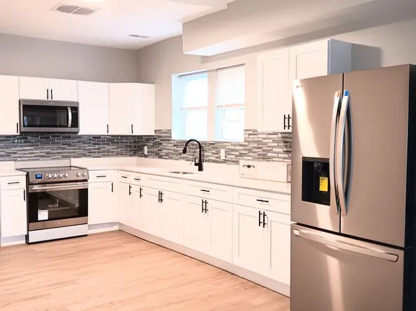 3721 Main St, East Chicago, IN 46312