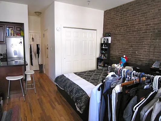 Rented by JK Dansar Corp | media 9