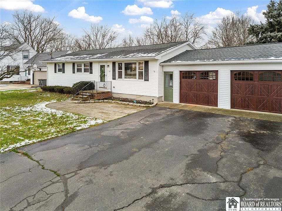 141 Howard St, Fredonia, NY 14063 | Zillow