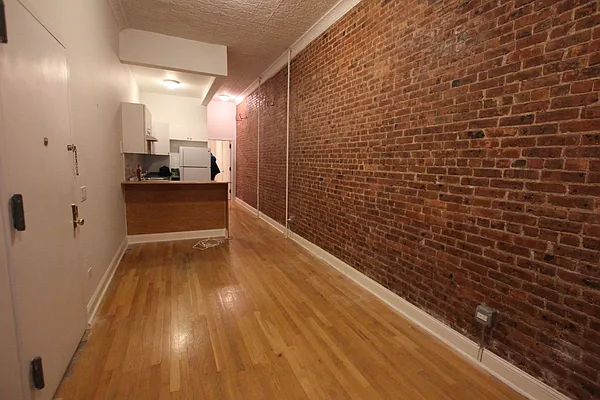 Rented by Bedford 6 Real Estate | media 10