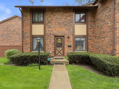 18W172 Lowell Ln, Villa Park, IL, 60181