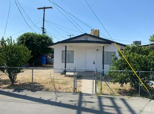 332 Albany St, Delano, CA 93215