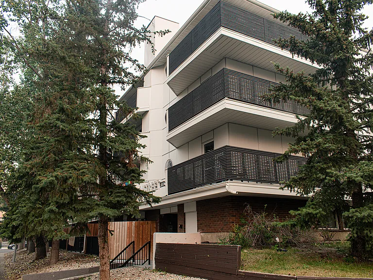 1715 24th Ave SW — Photo 10