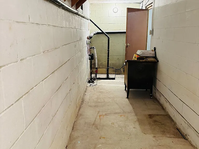 771 Cedarvale Dr #BASEMENT — Photo 16