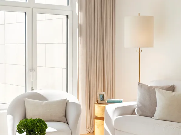 200 East 83rd Street image 3 of 25