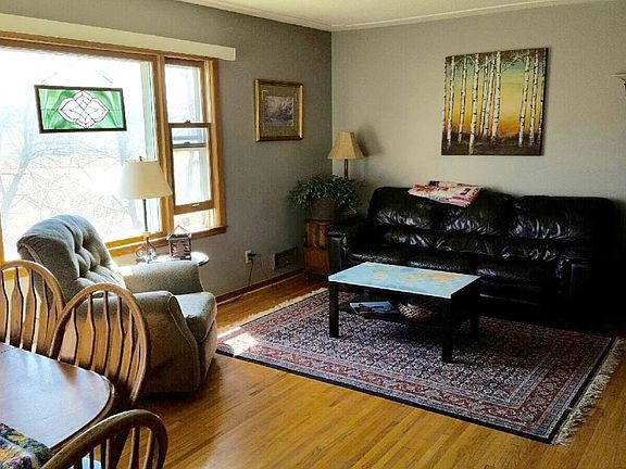 4th image of 5820 19th Ave S