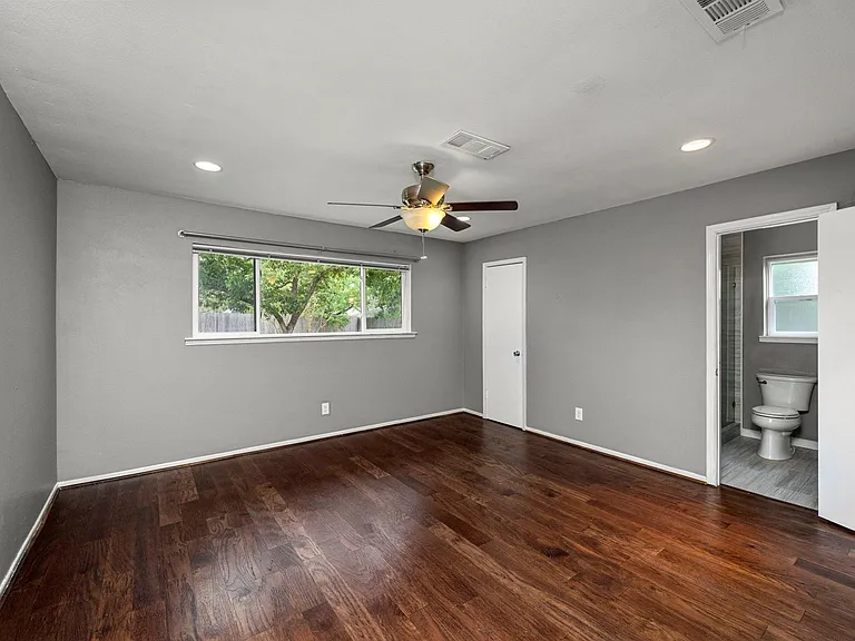 12307 Nova Ct — Photo 11