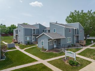 215 Kinney Ave, Rapid City, SD 57702