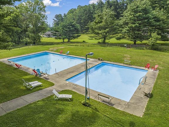 5th image of 64 Valley Dr NE