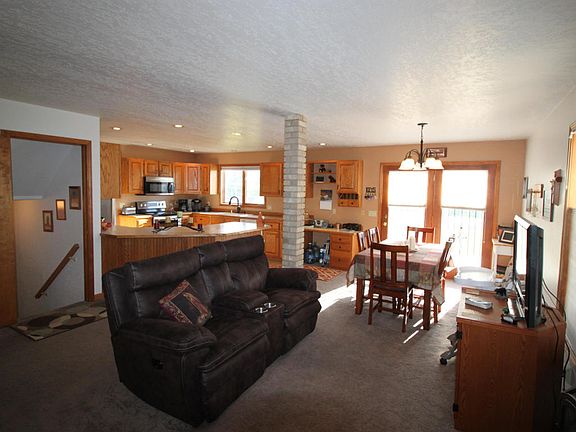 3rd image of 5407 Blue Sky Ln