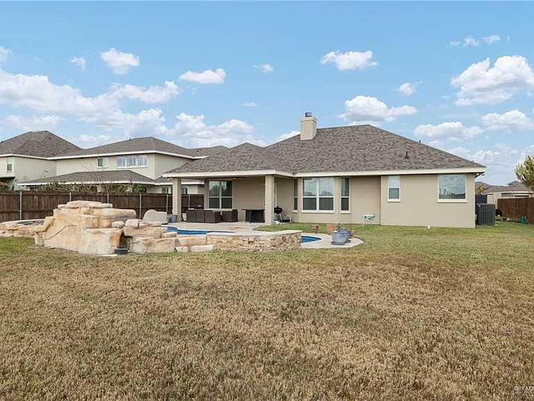 14220 Amistad Cir — Photo 20