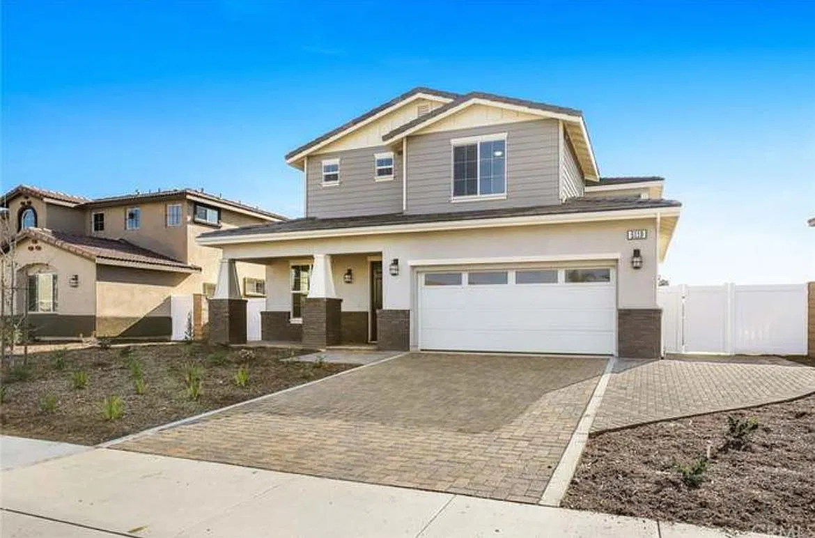 4 bed, 3.5 bath, 3036 sqft, $4,825 — Photo 3