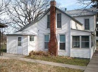 905 S Topeka Ave, Burlingame, KS 66413