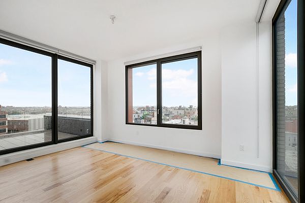 1st image of 54 Noll St #9917