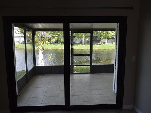 4th image of 12510 Castle Hill Dr