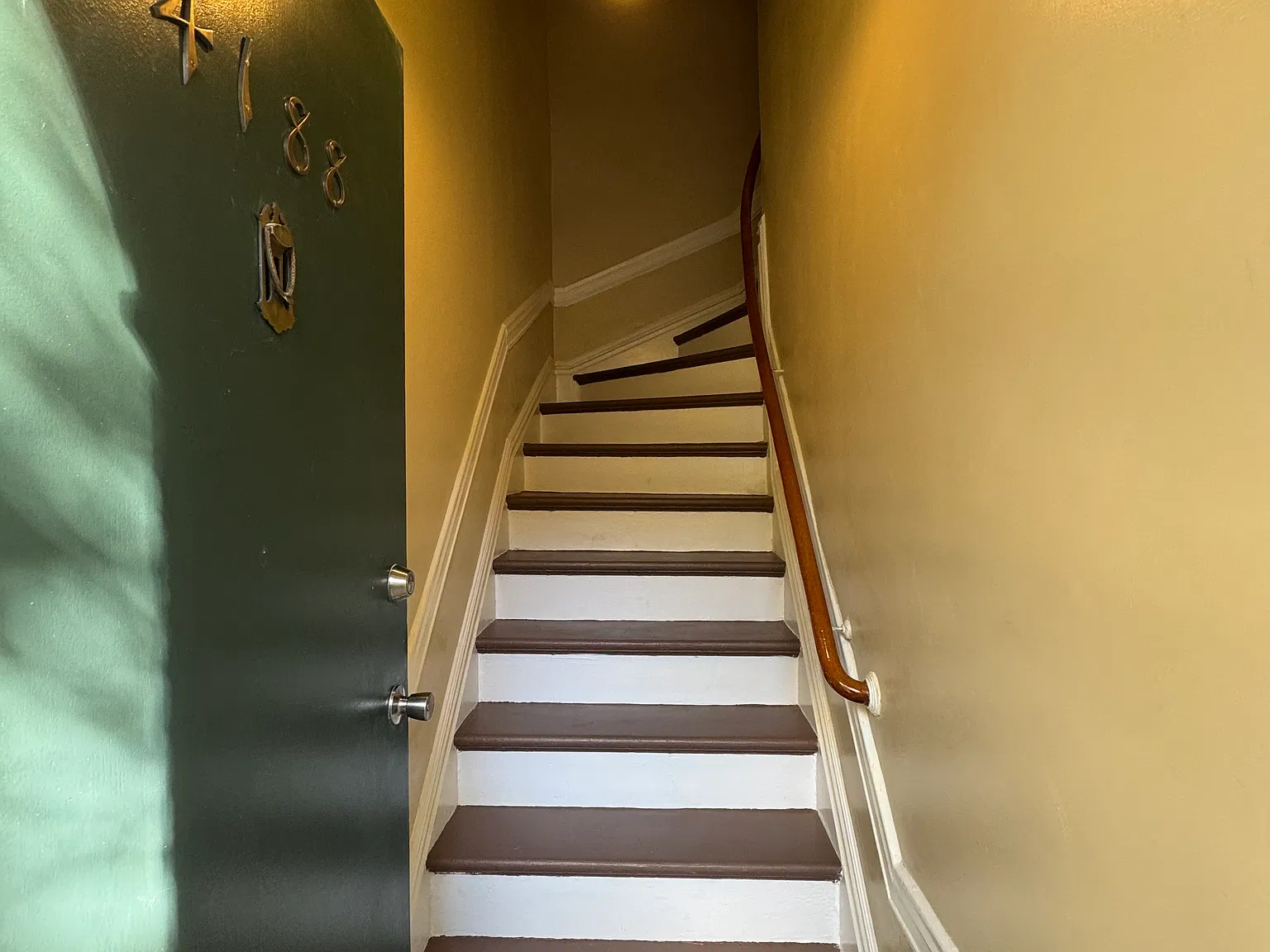 2 bed, 800 sqft, $4,850 — Photo 2