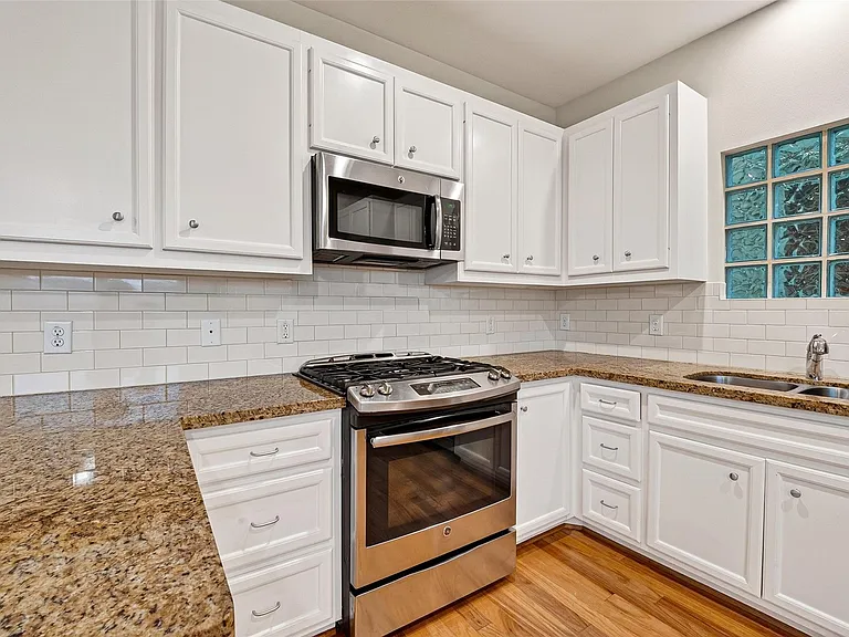 3730 Main Poplar Dr — Photo 14