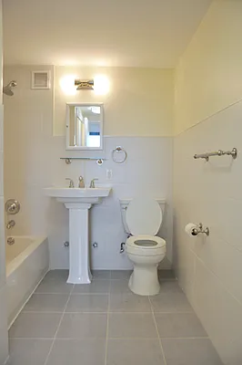 Sold by Modern Spaces | media 10