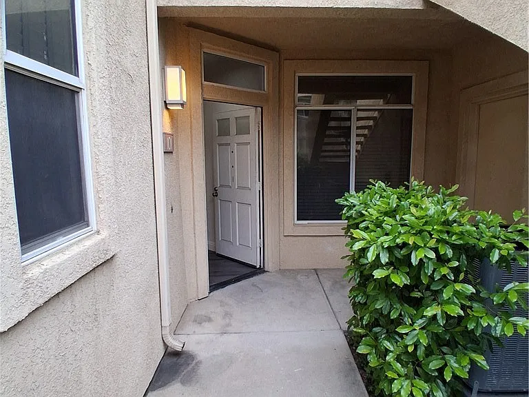 3190 Altura Ct #101 — Photo 12