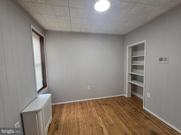 633 E Allegheny Ave — Photo 24