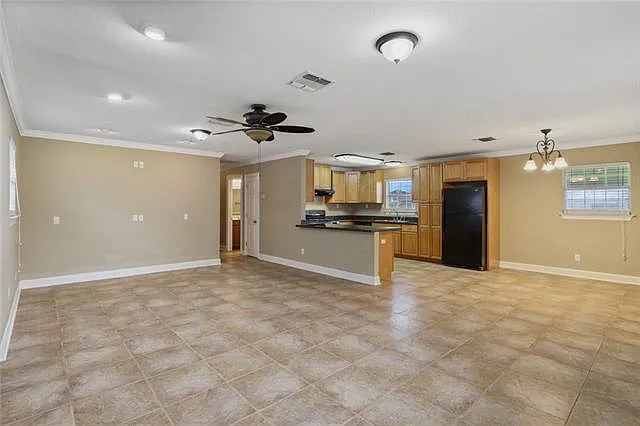 3 bed, 2.0 bath, 1540 sqft, $2,200 — Photo 4