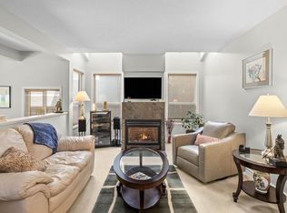 1747 Rufus Dr, North Vancouver, BC V7J 3L8