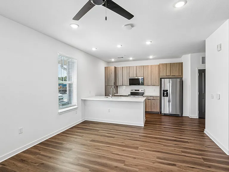 Velara Luxury Apartments — Photo 29
