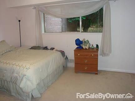4th image of 10696 Weymouth St APT 102